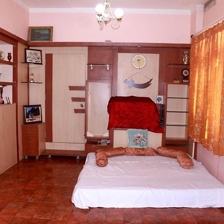 Perfect Homestay Ujjain Bagian luar foto