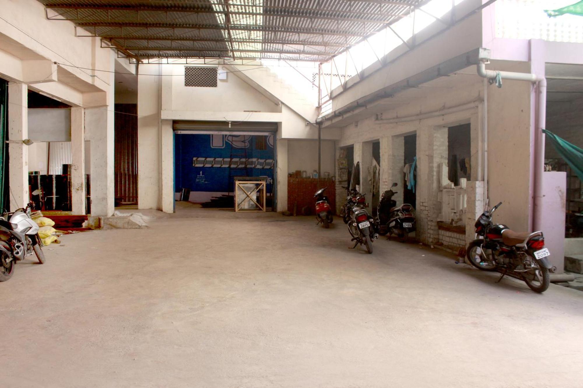 Perfect Homestay Ujjain Bagian luar foto